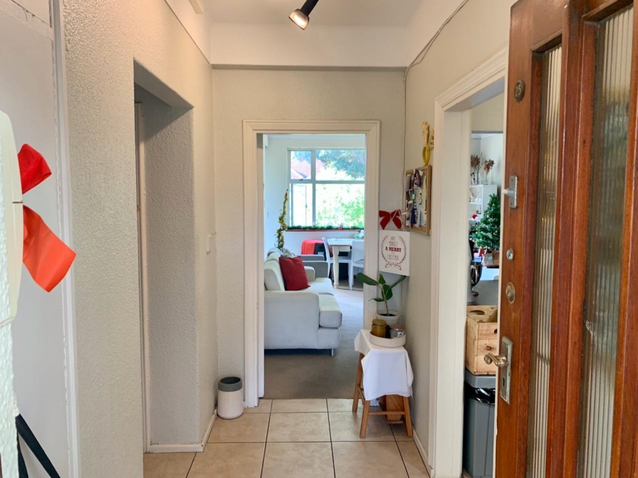 To Let 1 Bedroom Property for Rent in Rondebosch Village Western Cape